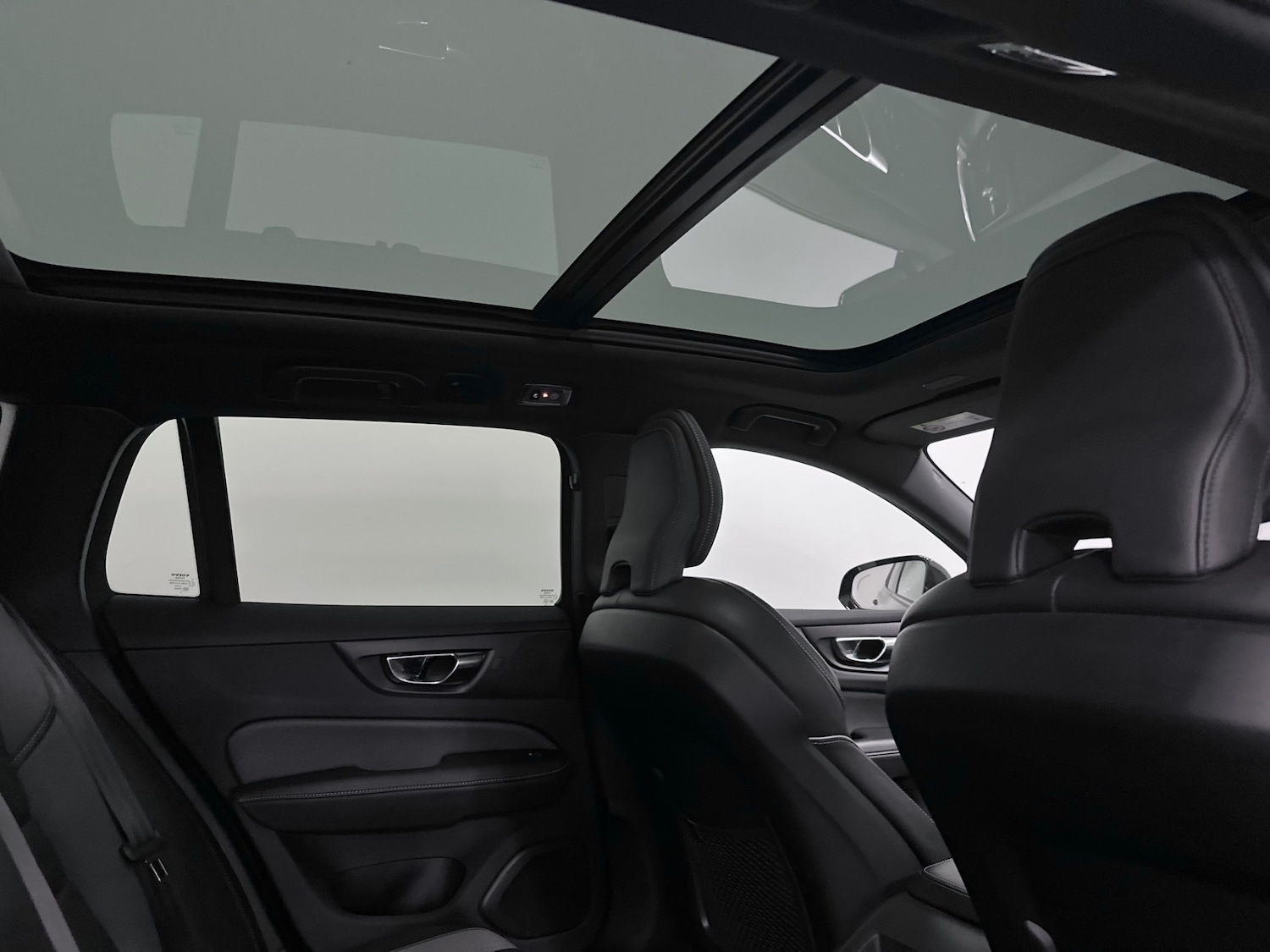 Used Volvo V60 2020 for sale - 77283681: Photo 25