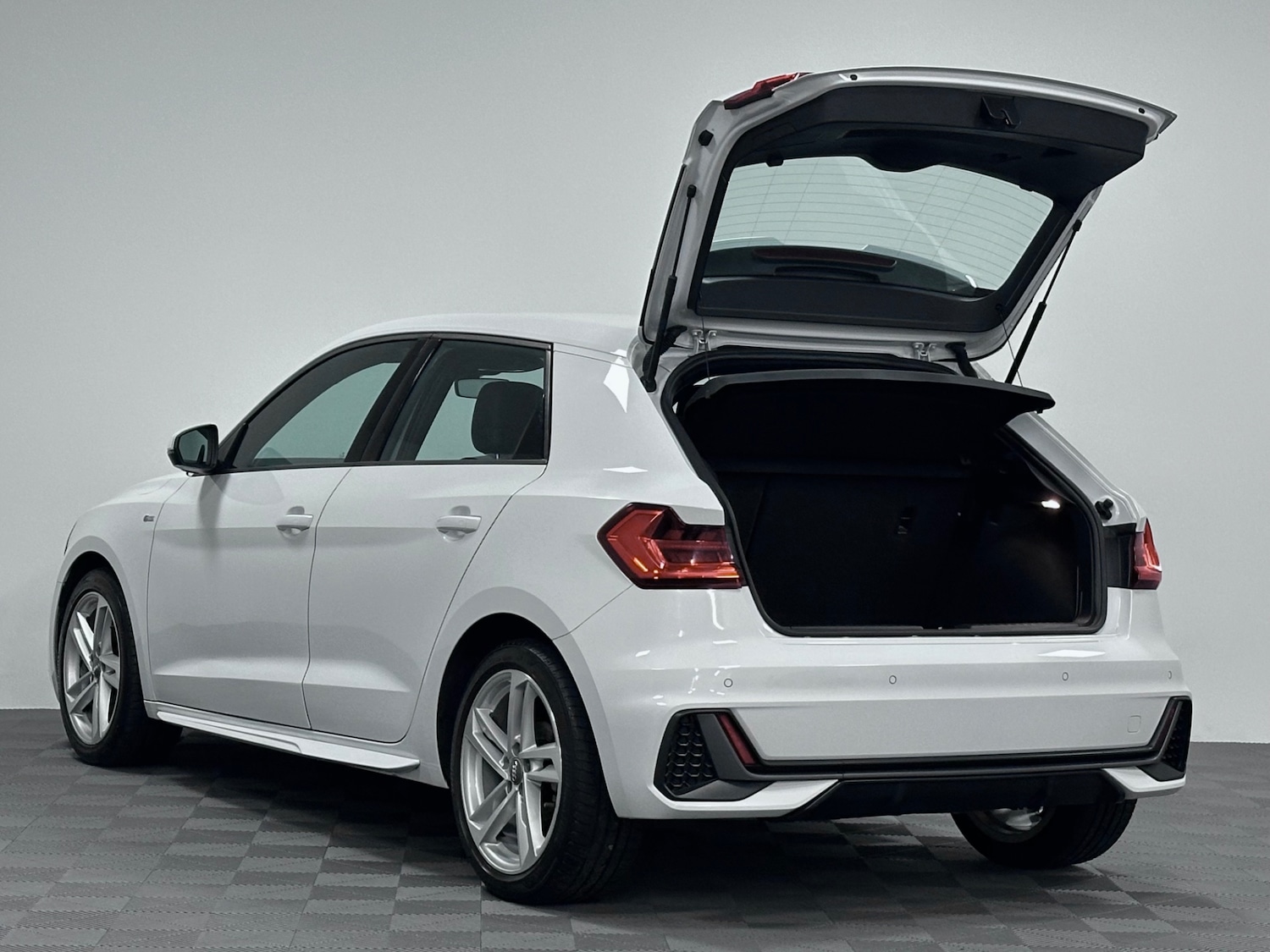 Used Audi A1 2019 for sale - 77128325: Photo 14