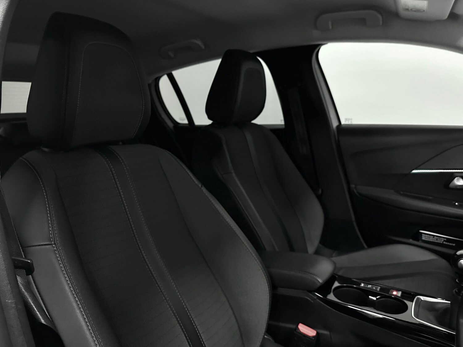 Used Peugeot 208 2021 for sale - 77759417: Photo 18