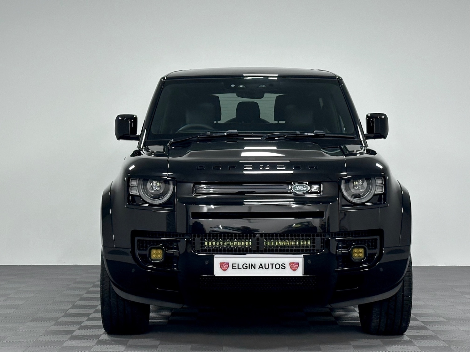 Used Land Rover Defender 90 2022 for sale - 77128286: Photo 2