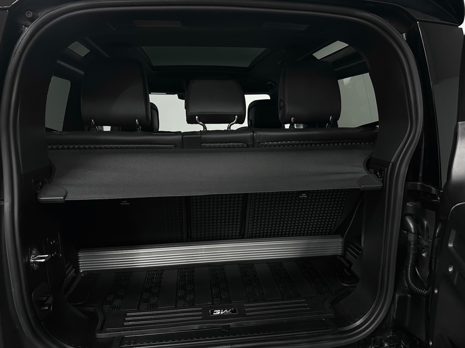 Used Land Rover Defender 90 2022 for sale - 77128286: Photo 26