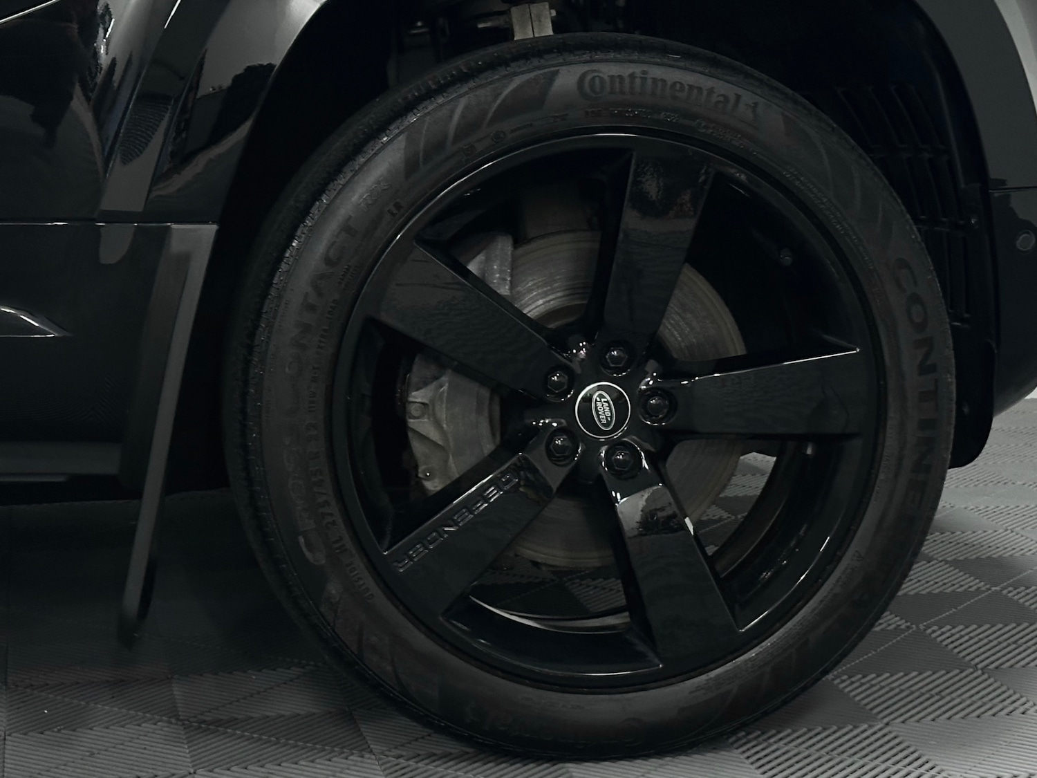 Used Land Rover Defender 90 2022 for sale - 77128286: Photo 9