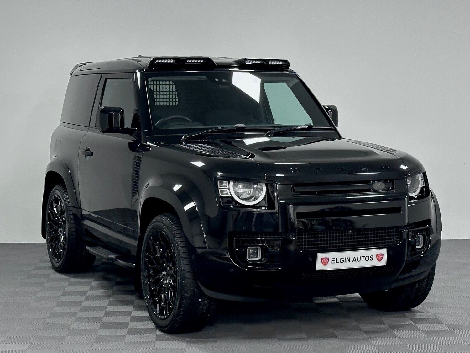 Used Land Rover Defender 90 2024 for sale - 77418637: Photo 12