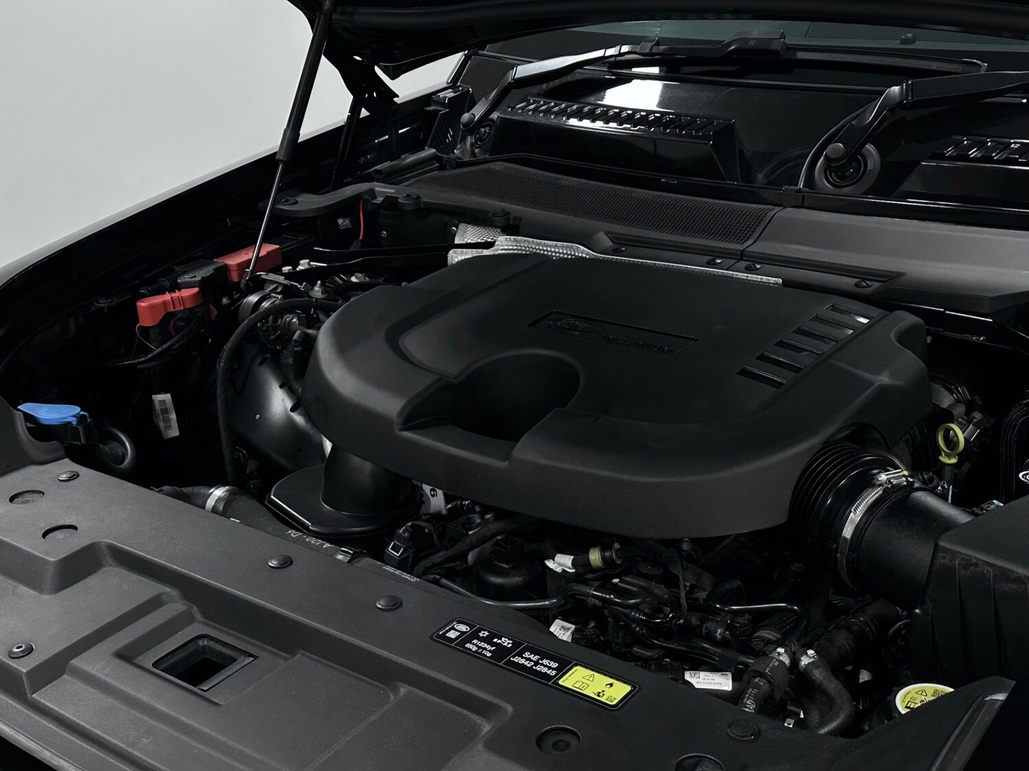 Used Land Rover Defender 90 2024 for sale - 77418637: Photo 22