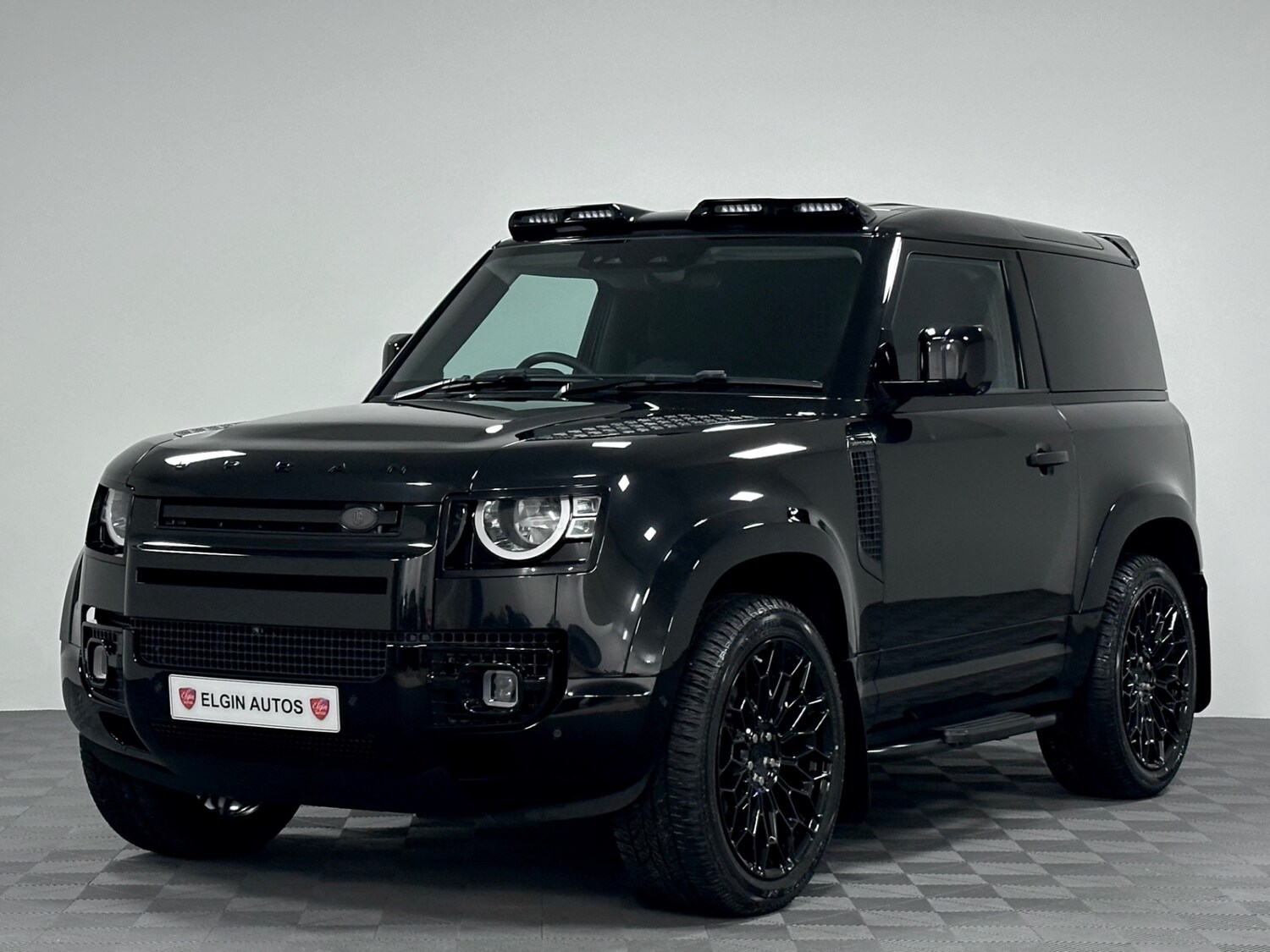 Used Land Rover Defender 90 2024 for sale - 77418637: Photo 3