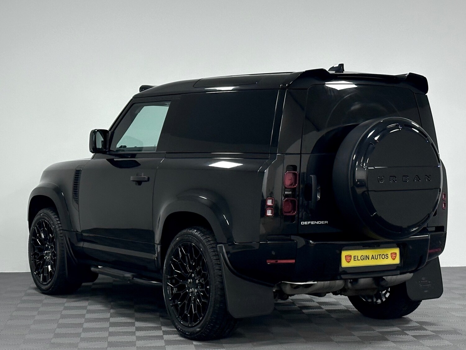 Used Land Rover Defender 90 2024 for sale - 77418637: Photo 6