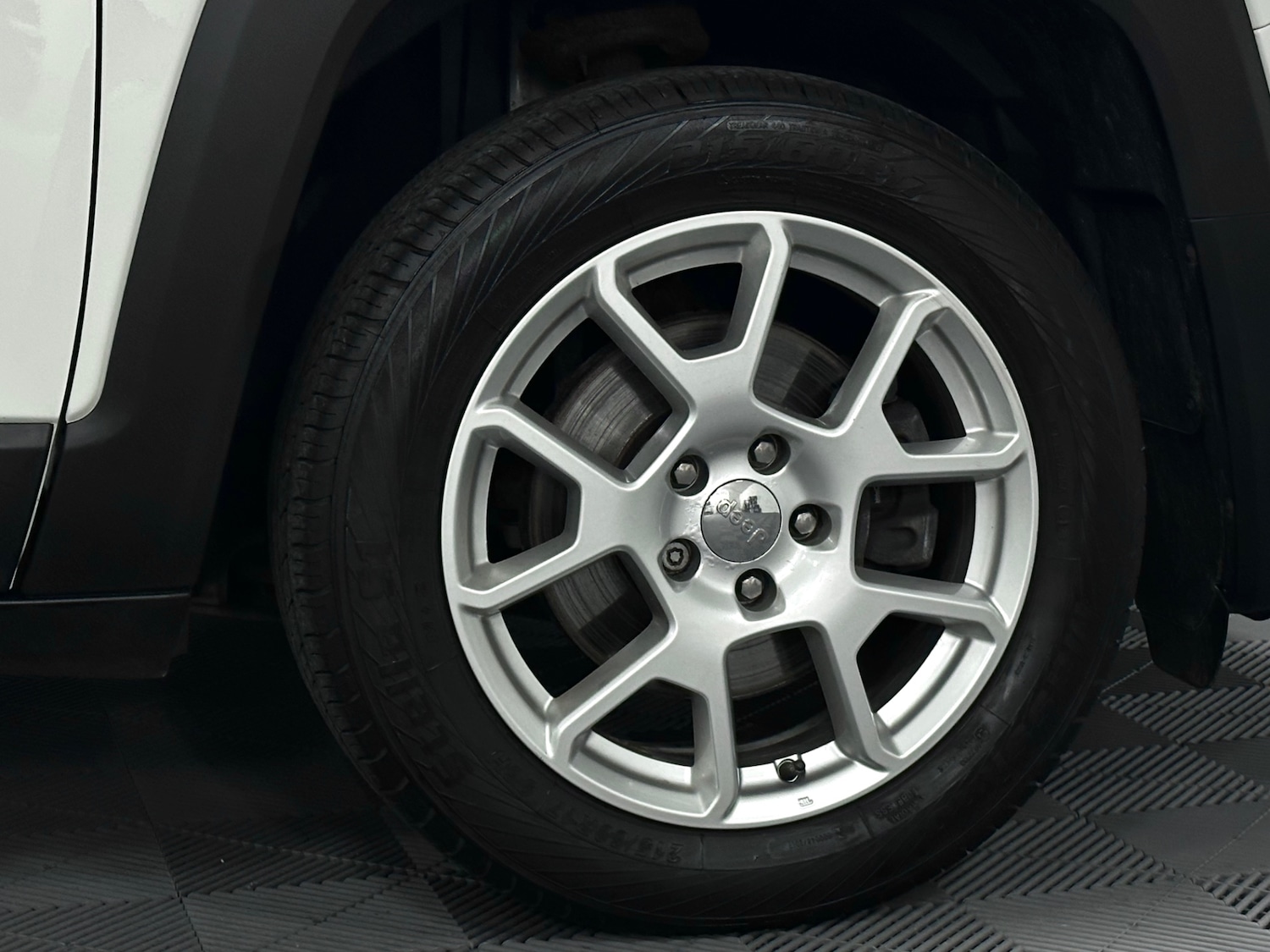 Used Jeep Renegade 2019 for sale - 76418421: Photo 9