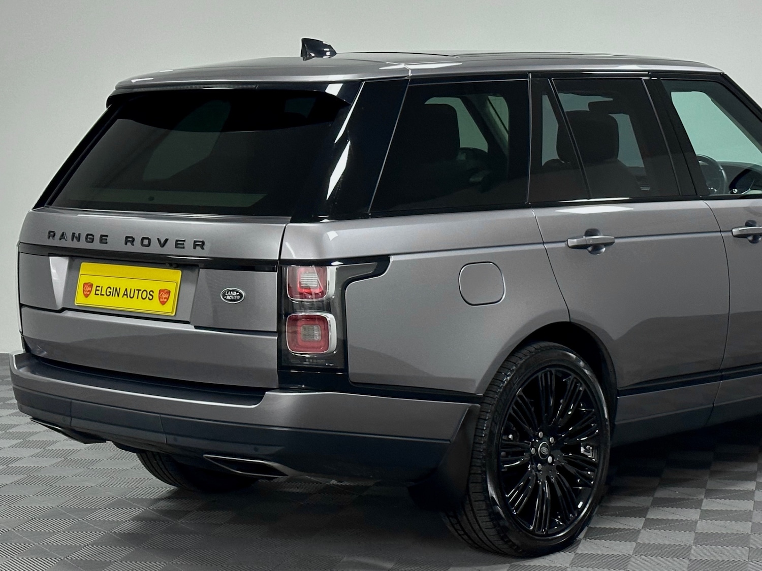 Used Land Rover Range Rover 2021 for sale - 76418418: Photo 2