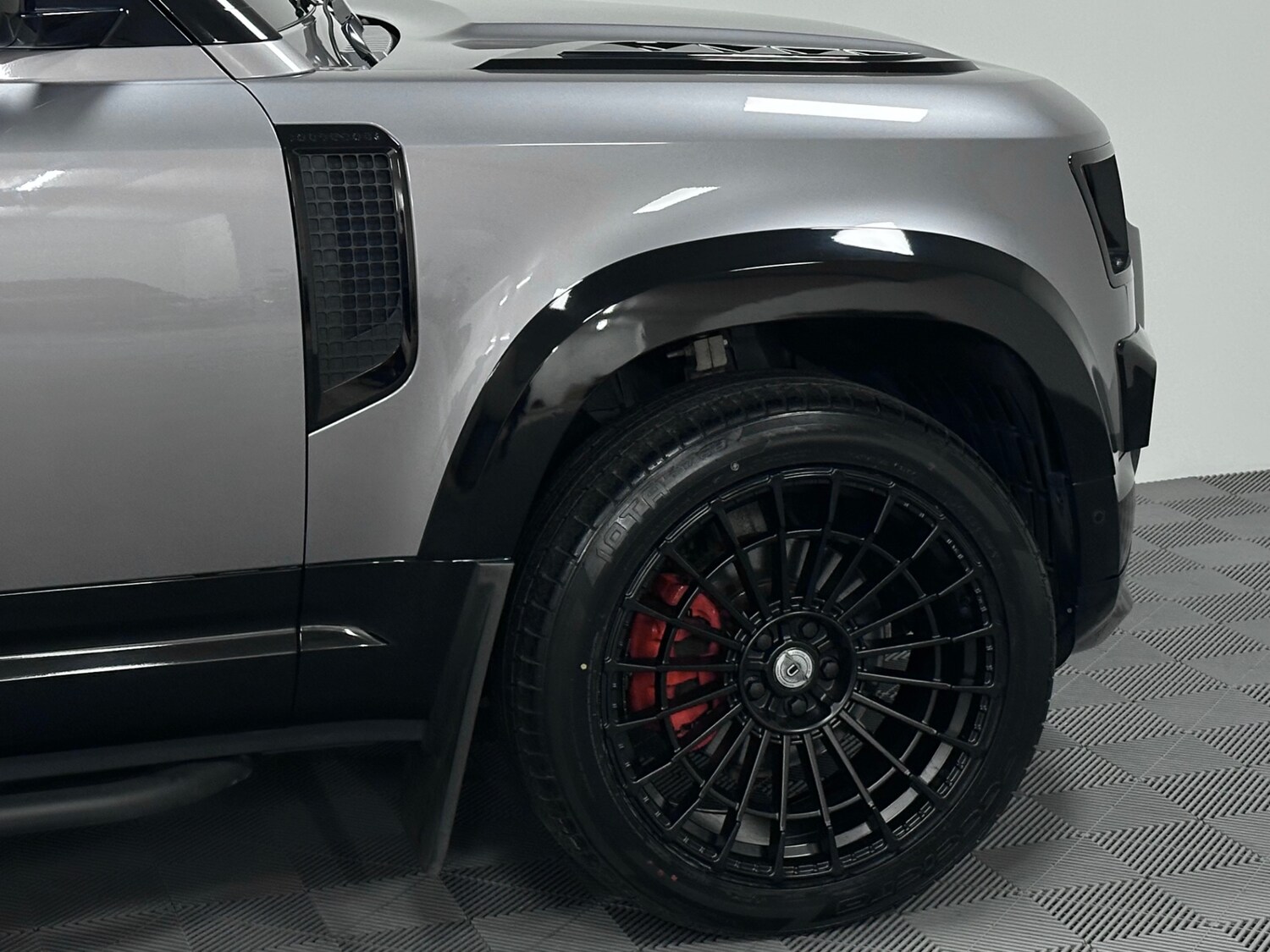 Used Land Rover Defender 90 2021 for sale - 78011700: Photo 31