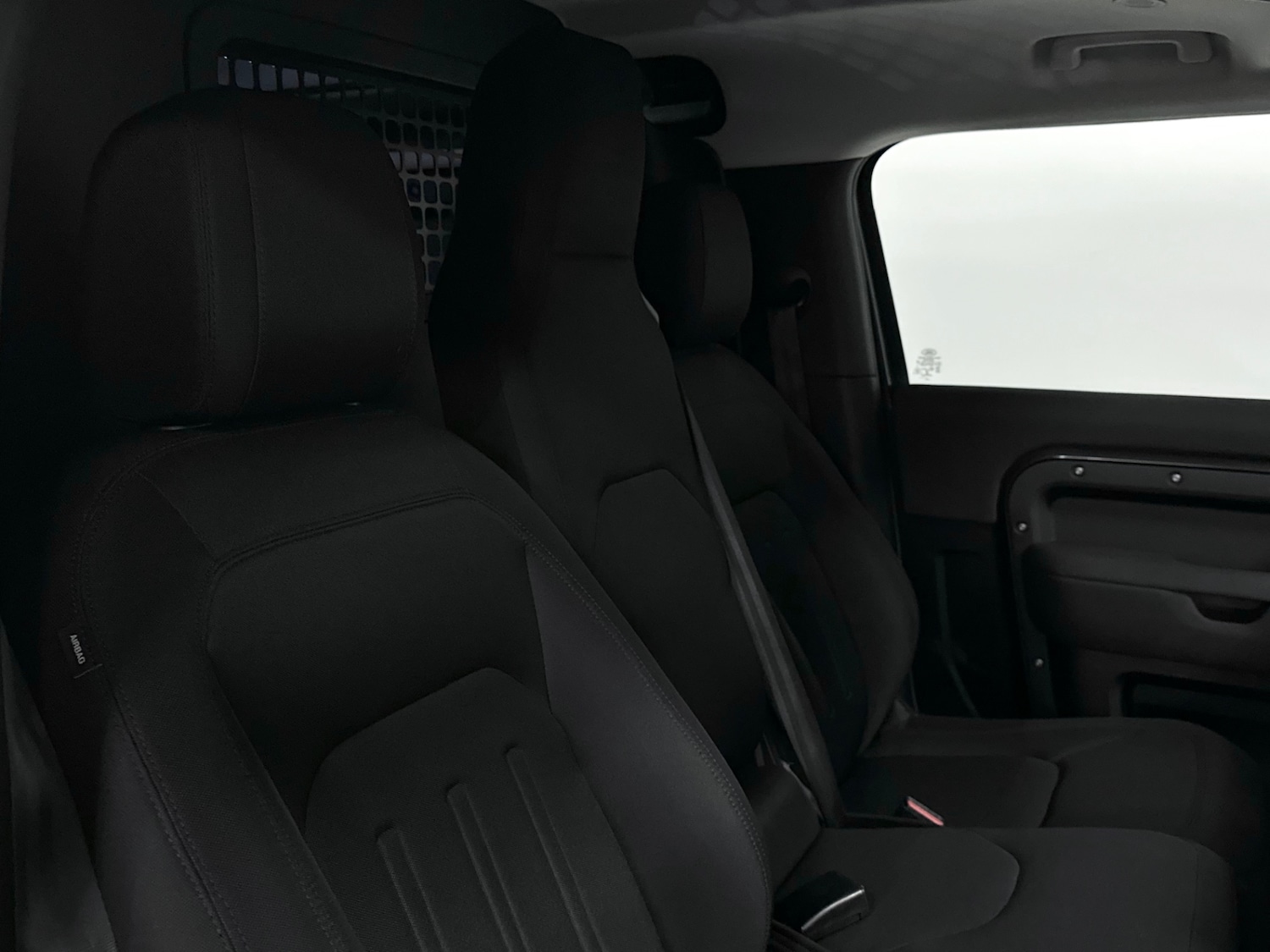 Used Land Rover Defender 90 2021 for sale - 76461302: Photo 13