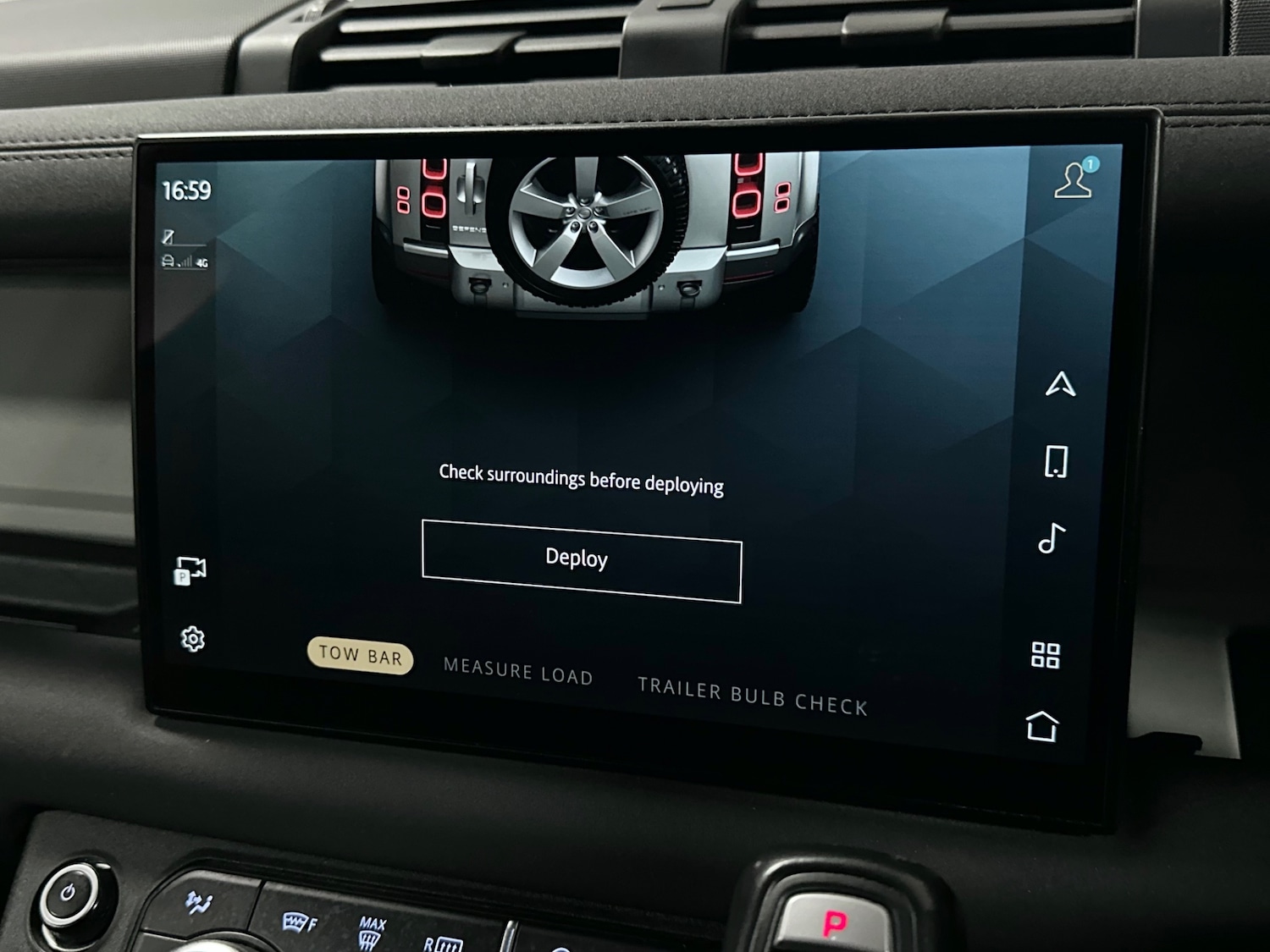 Used Land Rover Defender 90 2021 for sale - 76461302: Photo 17