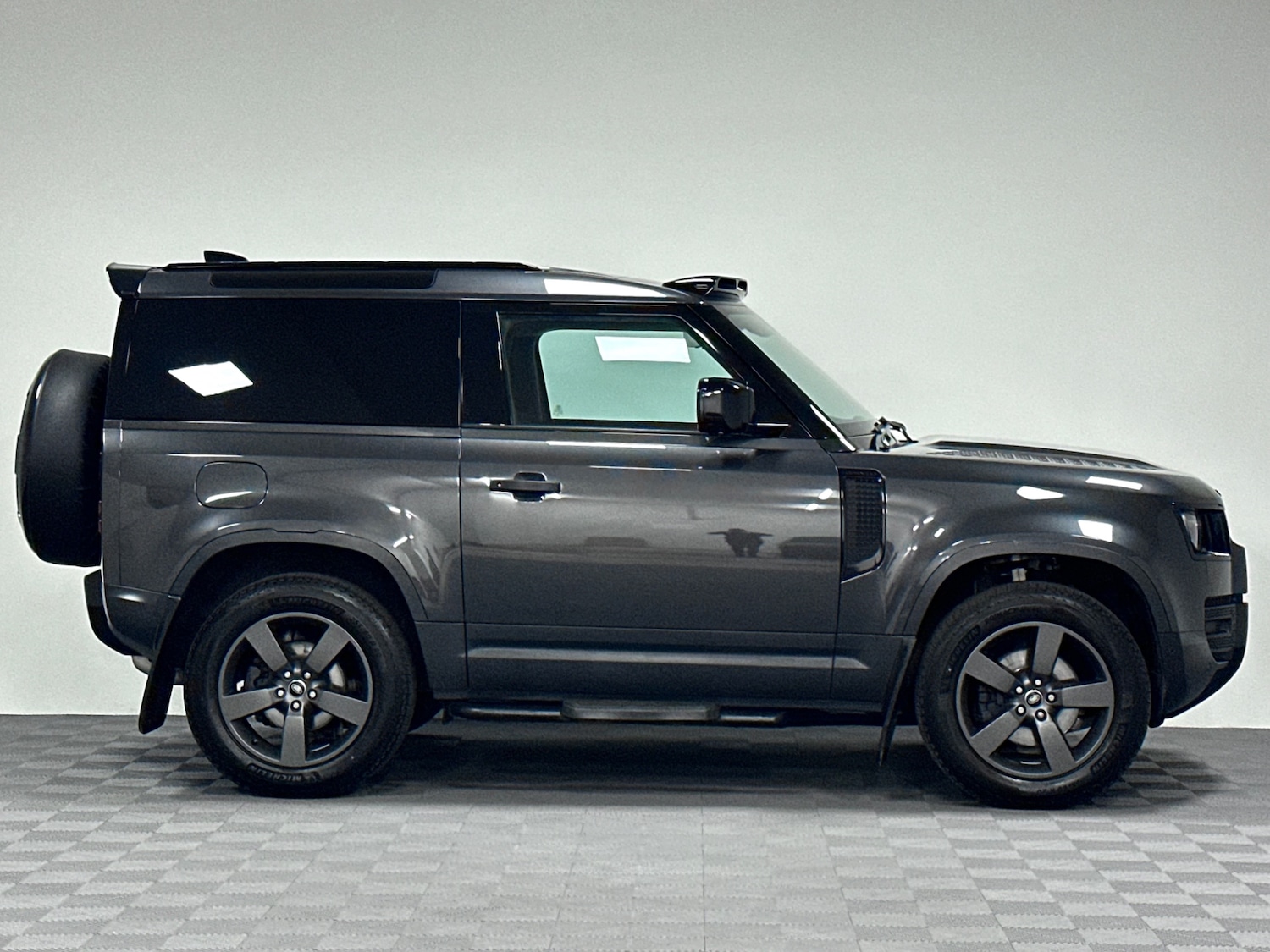 Used Land Rover Defender 90 2021 for sale - 76461302: Photo 28