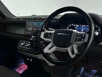 Used Land Rover Defender 90 2021 for sale - 76461302: Photo