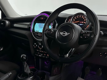 Used MINI Hatch 2017 for sale - 76288377: Photo 4