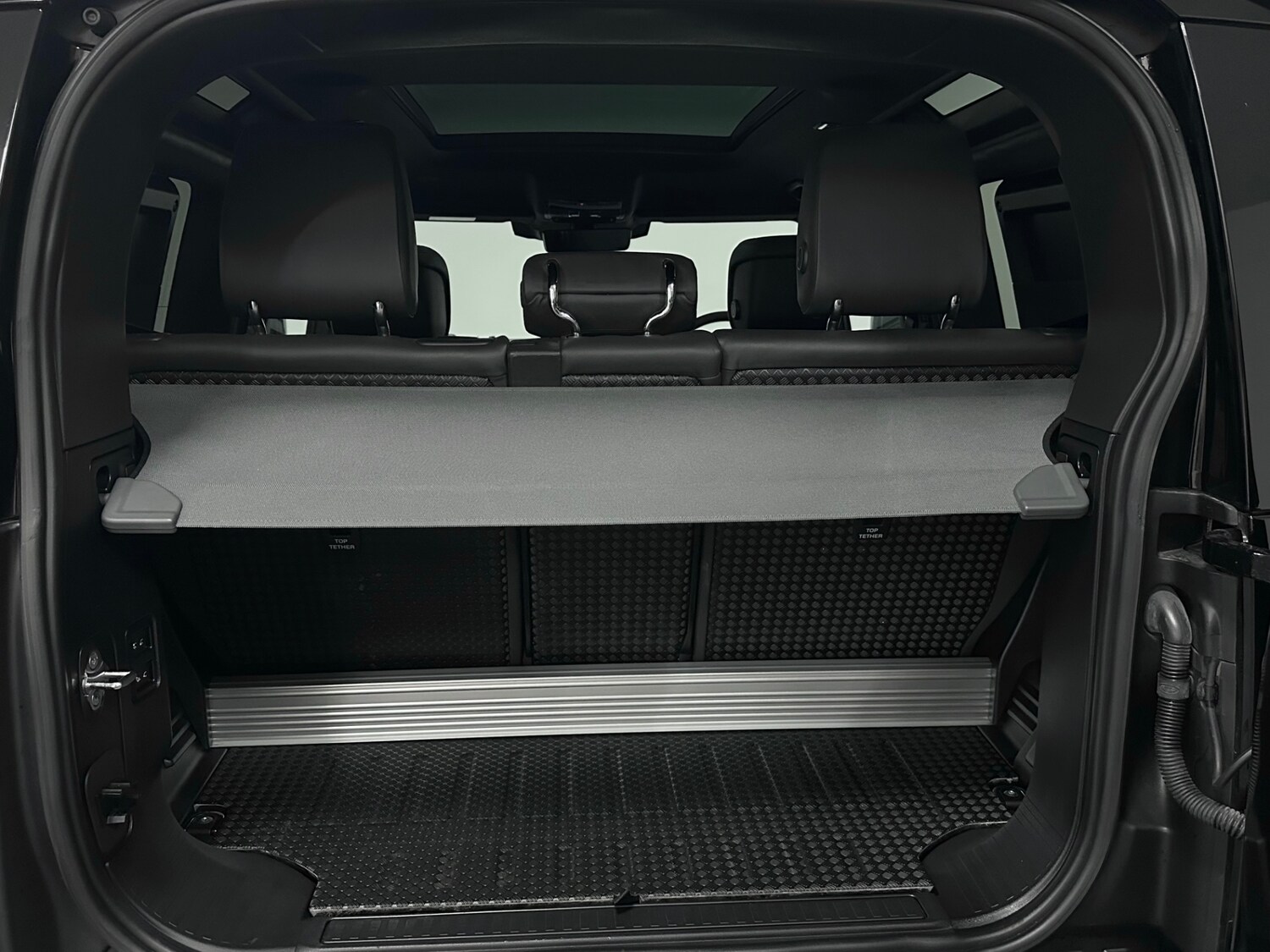 Used Land Rover Defender 90 2022 for sale - 77474569: Photo 25