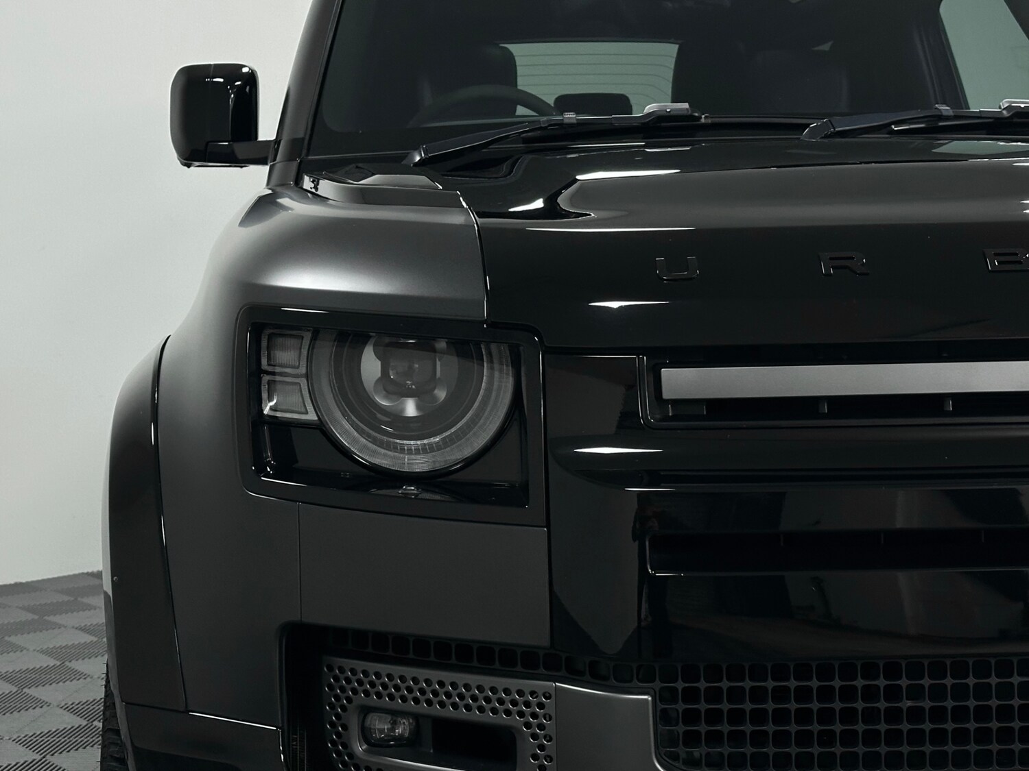 Used Land Rover Defender 90 2022 for sale - 77474569: Photo 32