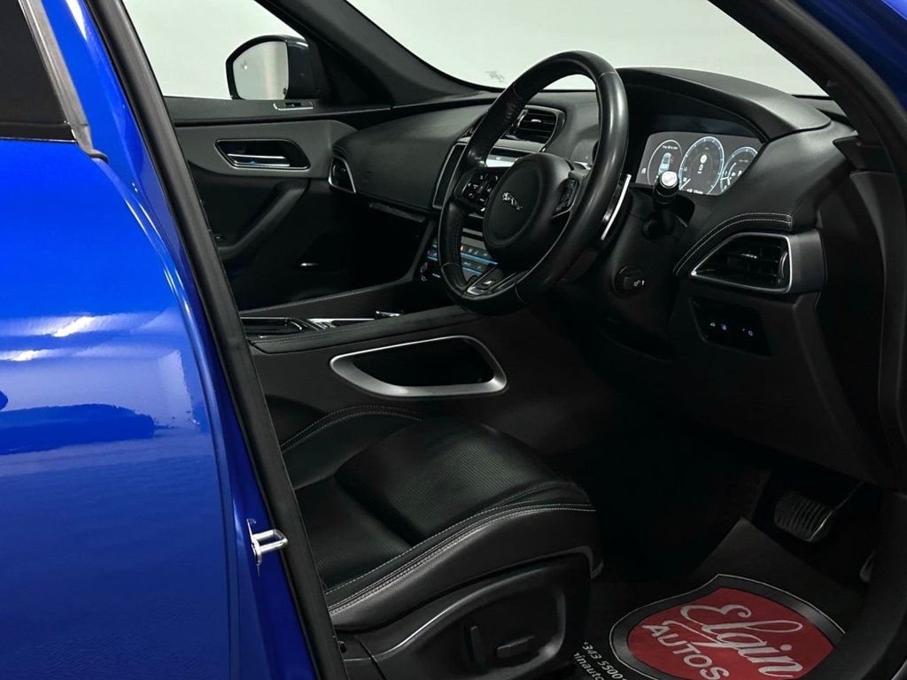 Used Jaguar F-Pace 2017 for sale - 77639840: Photo 17