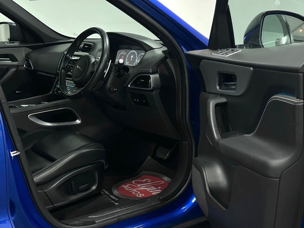 Used Jaguar F-Pace 2017 for sale - 77639840: Photo 28