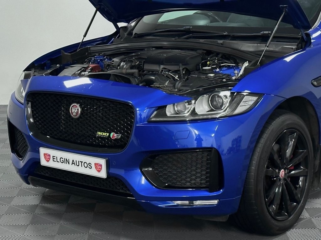 Used Jaguar F-Pace 2017 for sale - 77639840: Photo 30