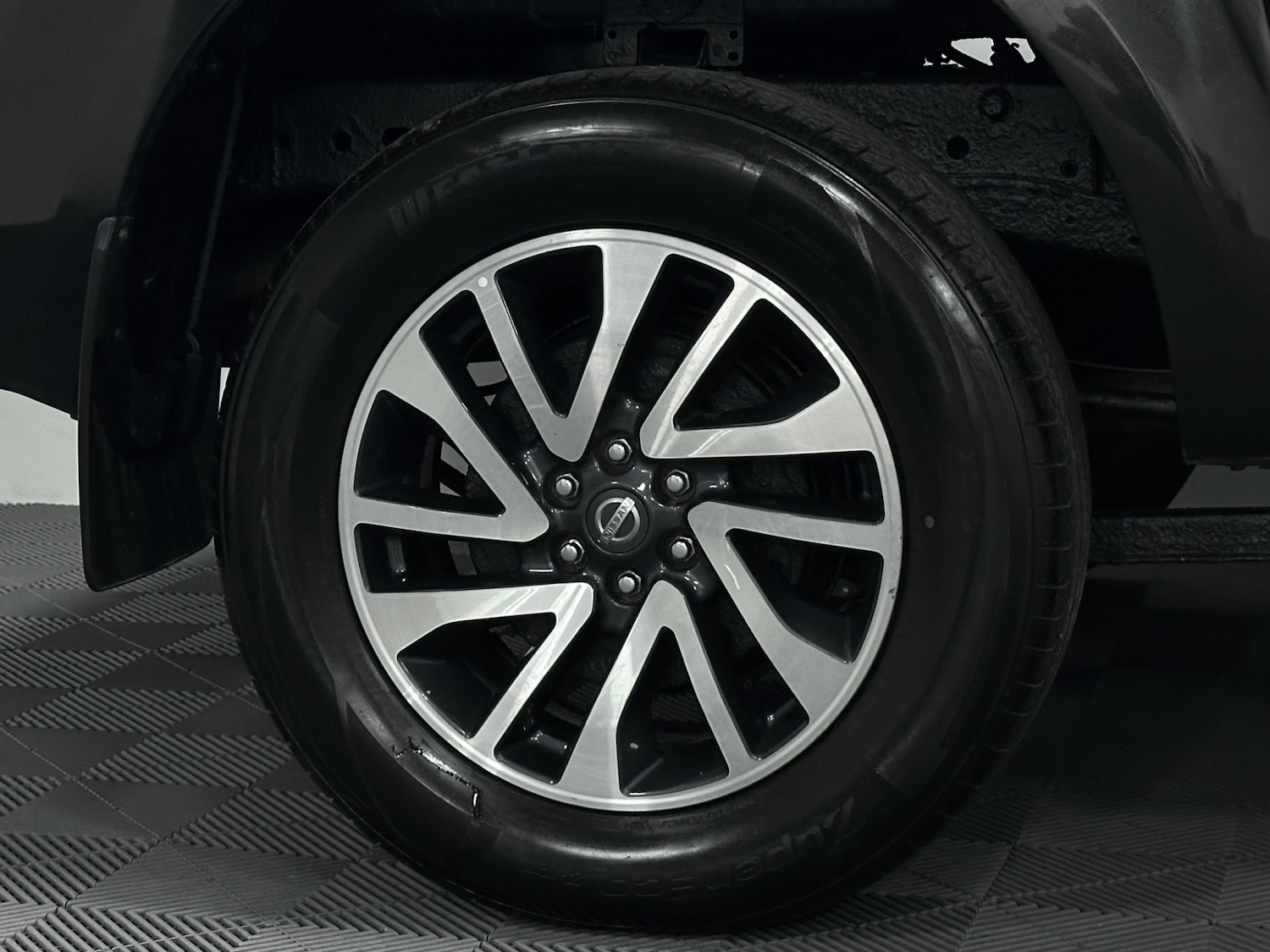 Used Nissan Navara 2017 for sale - 78079432: Photo 13