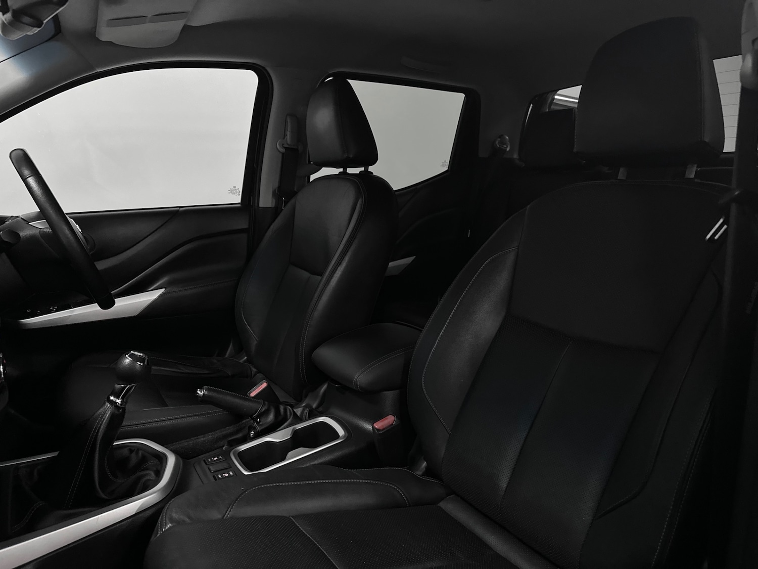 Used Nissan Navara 2017 for sale - 78079432: Photo 21