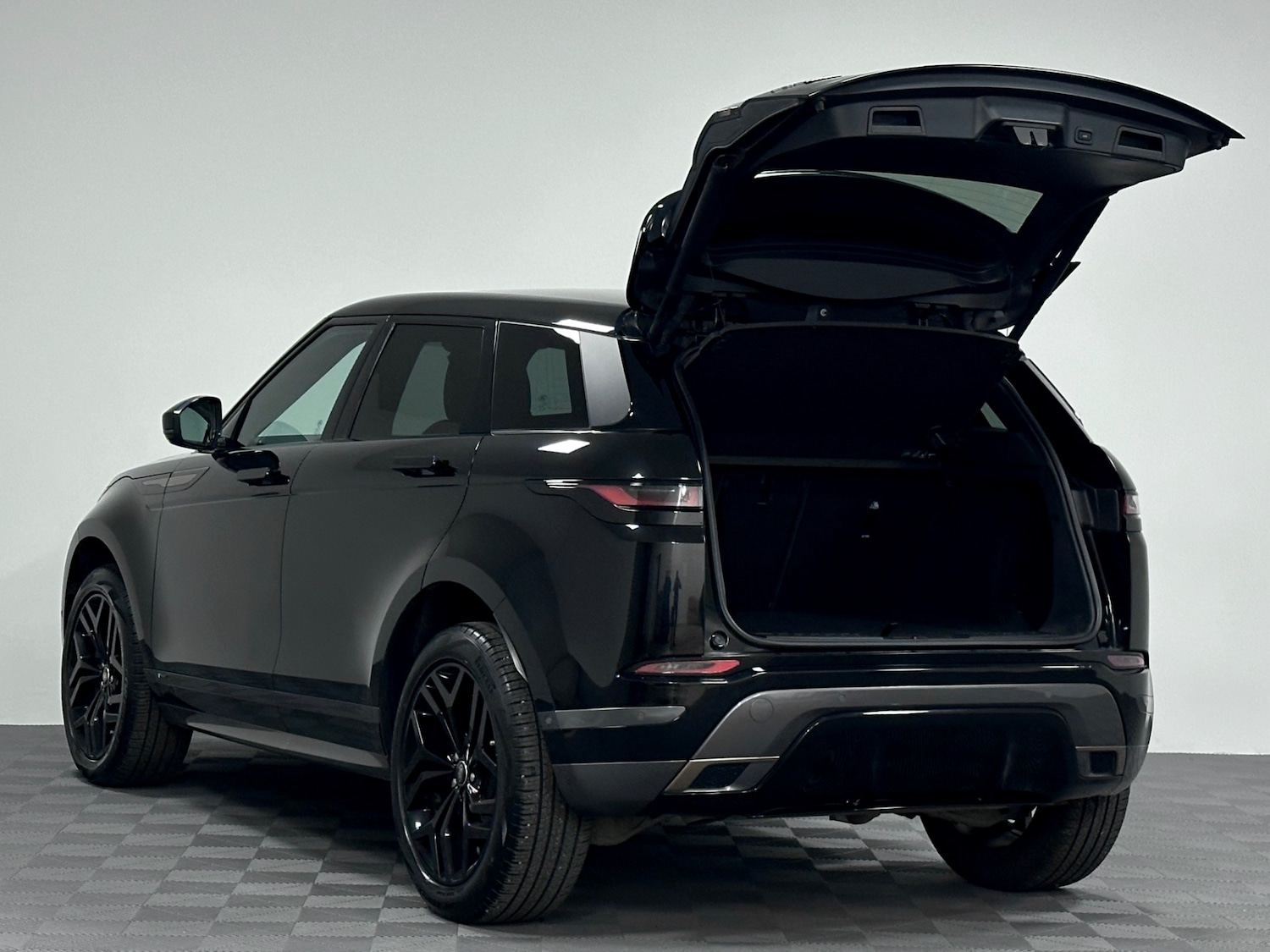 Used Land Rover Range Rover Evoque 2019 for sale - 77845064: Photo 16