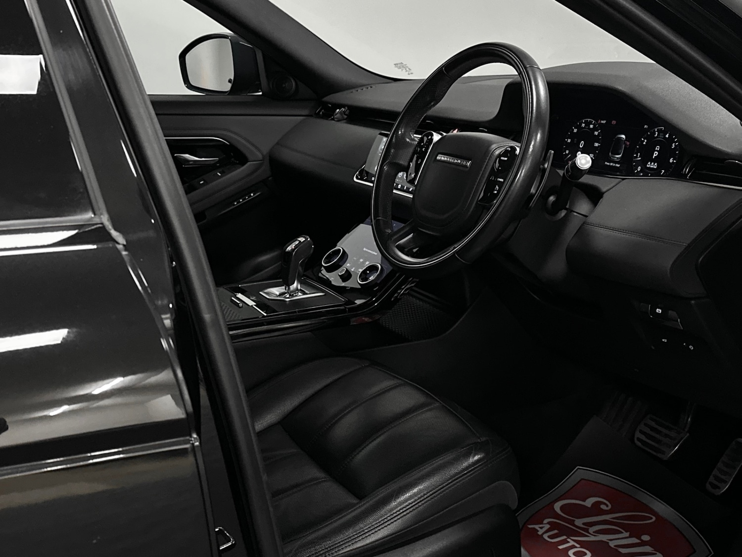 Used Land Rover Range Rover Evoque 2019 for sale - 77845064: Photo 17