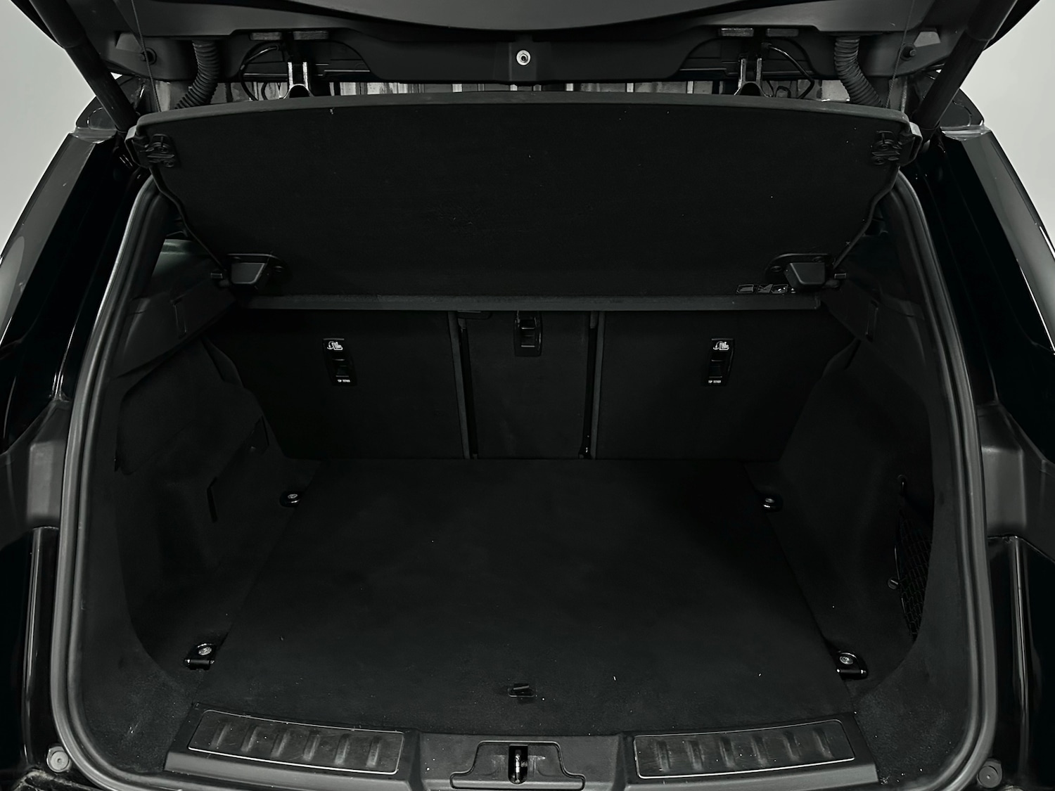 Used Land Rover Range Rover Evoque 2019 for sale - 77845064: Photo 26