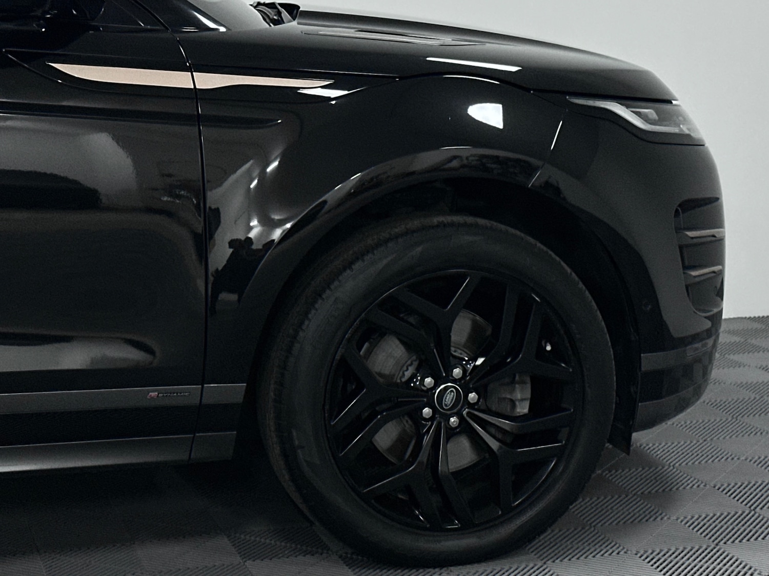 Used Land Rover Range Rover Evoque 2019 for sale - 77845064: Photo 32