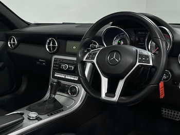 Used Mercedes-Benz SLK 2013 for sale - 75969997: Photo