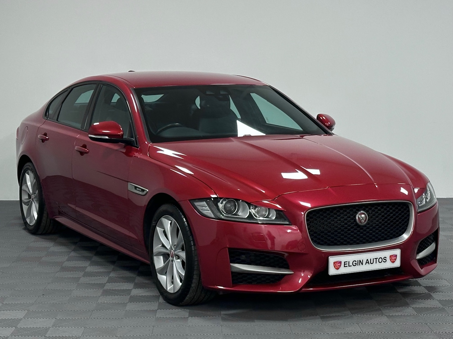 Used Jaguar XF 2017 for sale - 77591836: Photo 12