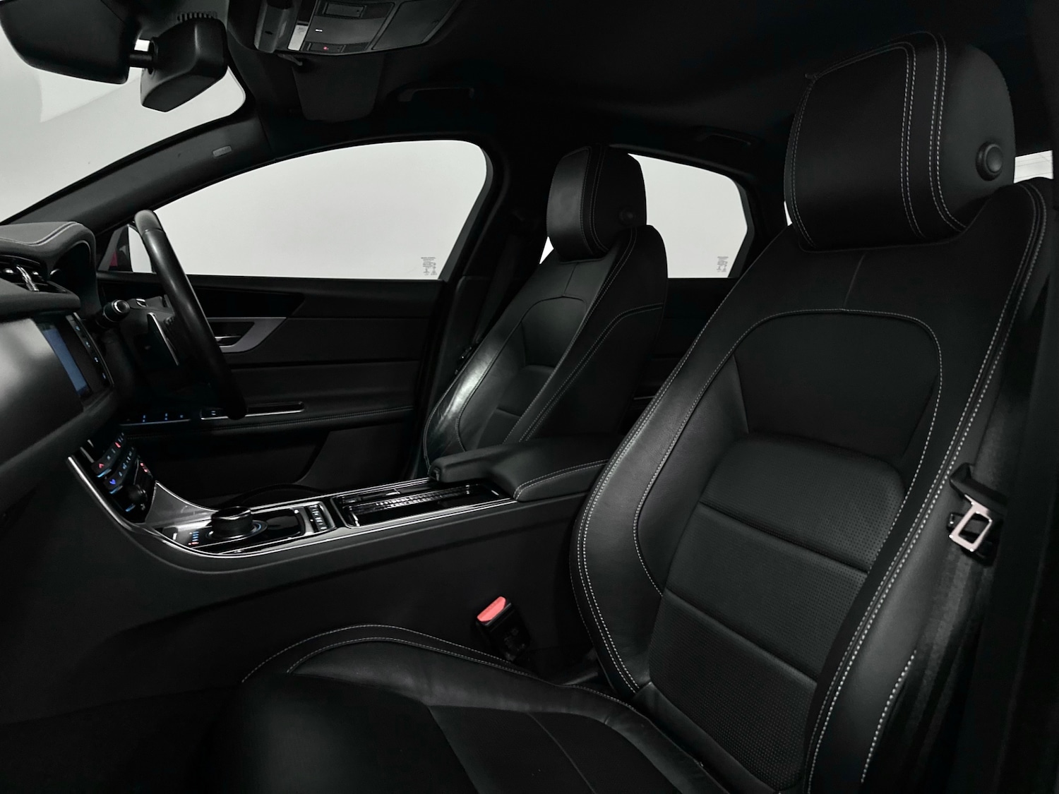 Used Jaguar XF 2017 for sale - 77591836: Photo 21