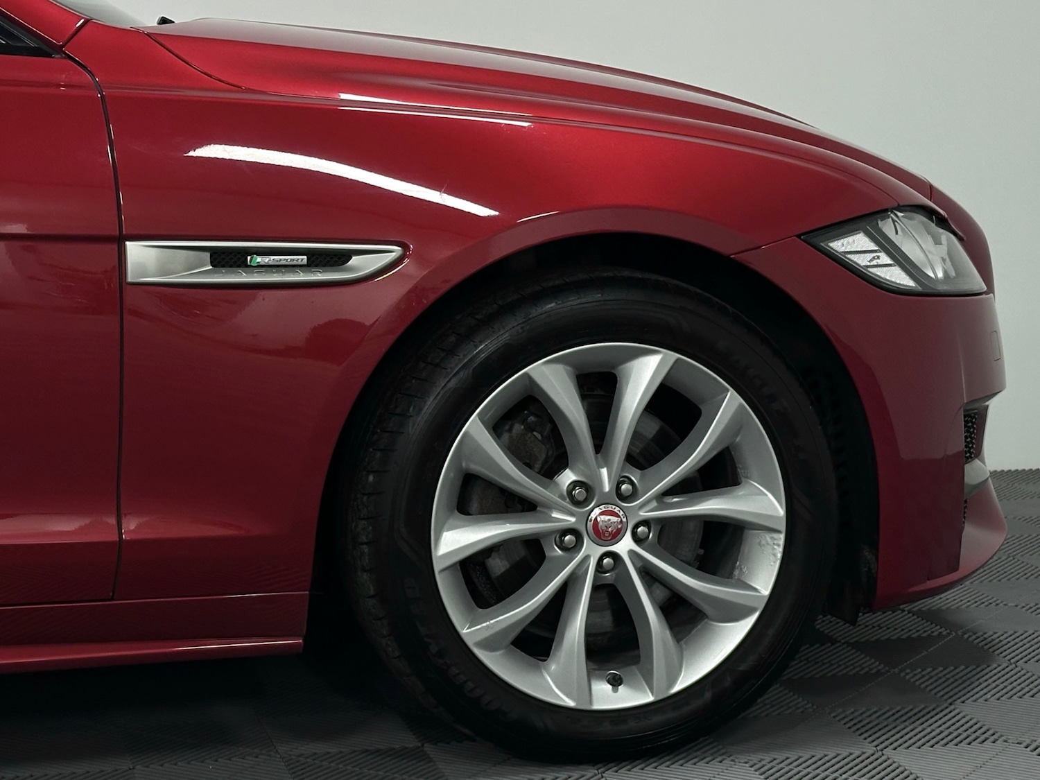 Used Jaguar XF 2017 for sale - 77591836: Photo 32