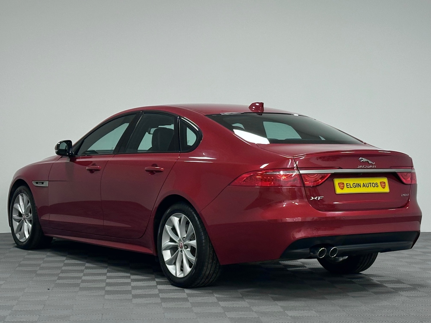 Used Jaguar XF 2017 for sale - 77591836: Photo 6