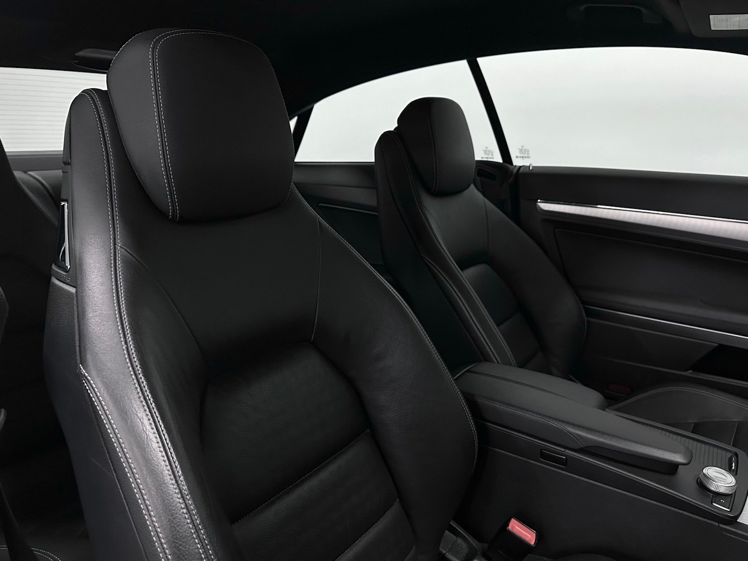 Used Mercedes-Benz E Class 2011 for sale - 76904633: Photo 15