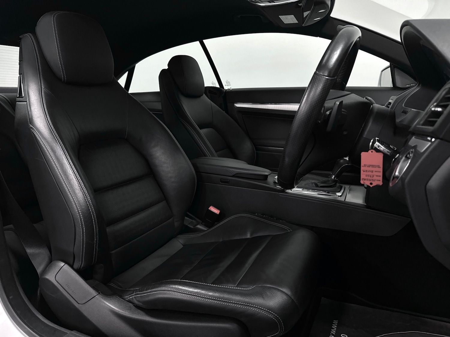 Used Mercedes-Benz E Class 2011 for sale - 76904633: Photo 5