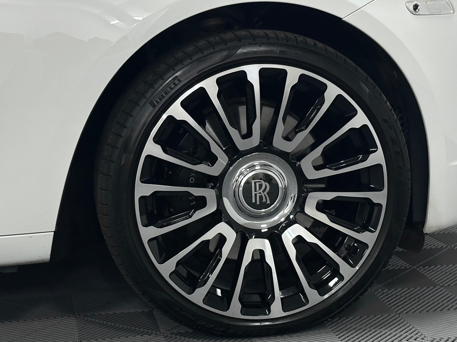 Used Rolls-Royce Ghost 2013 for sale - 78163853: Photo 11