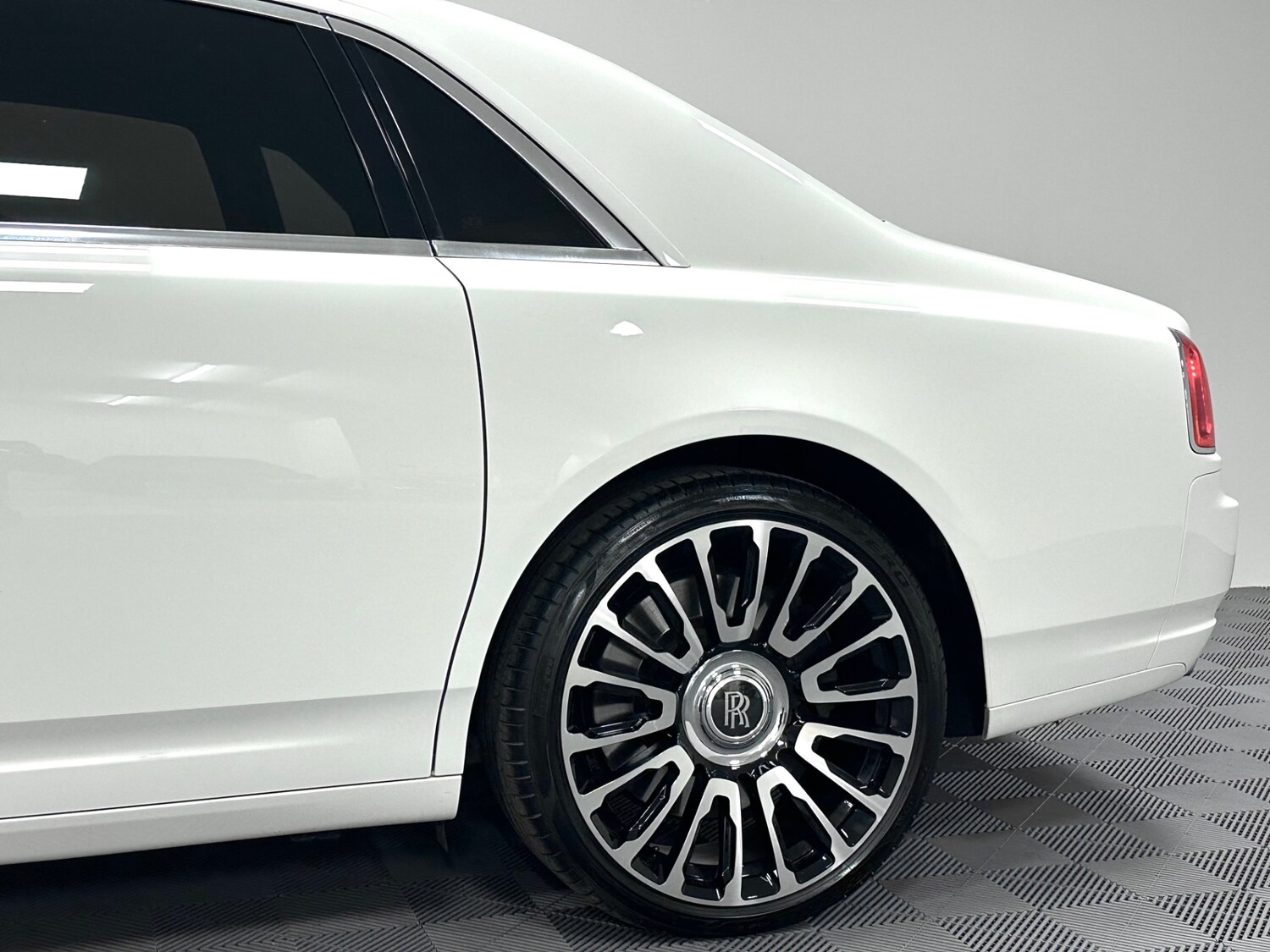 Used Rolls-Royce Ghost 2013 for sale - 78163853: Photo 46