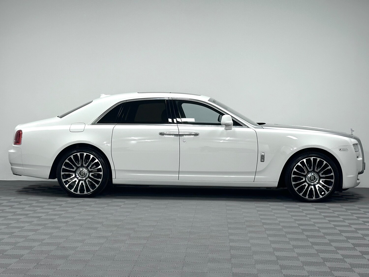 Used Rolls-Royce Ghost 2013 for sale - 78163853: Photo 50