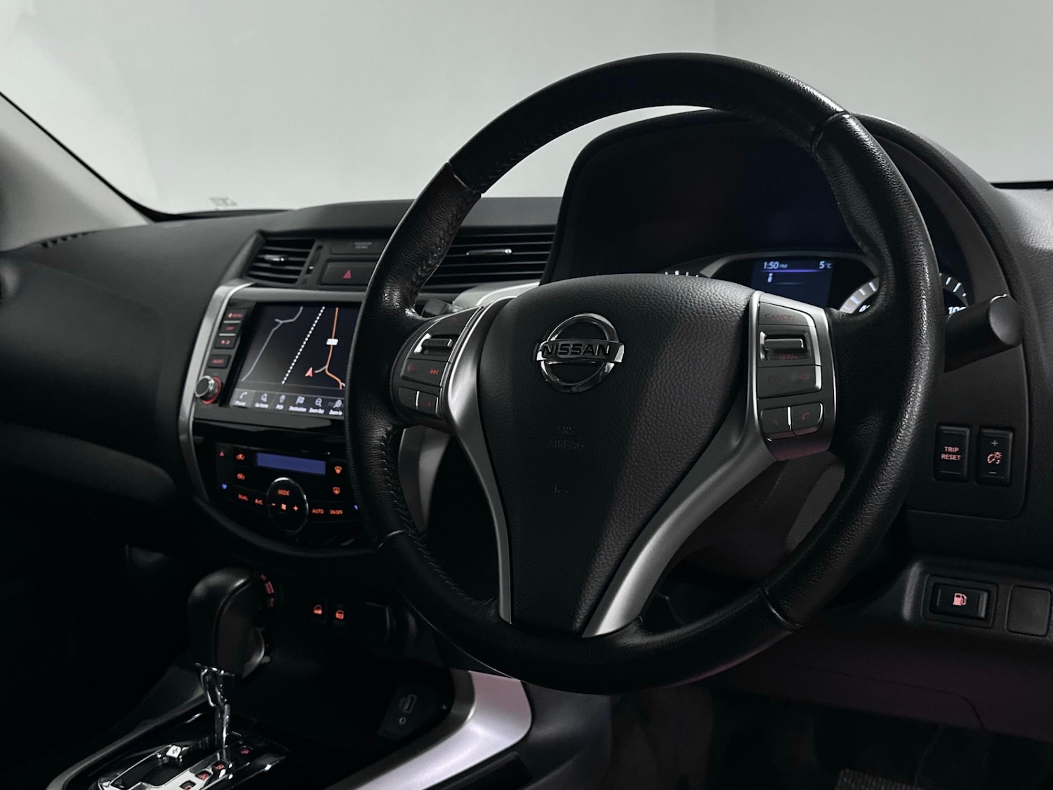 Used Nissan Navara 2021 for sale - 77528382: Photo 4