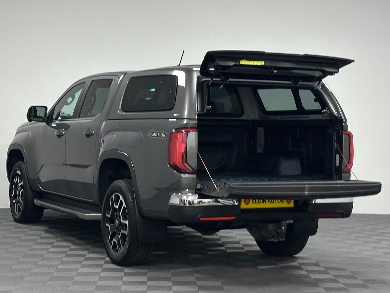 Used Volkswagen Amarok 2023 for sale - 78018583: Photo 16