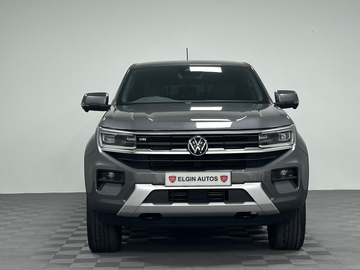 Used Volkswagen Amarok 2023 for sale - 78018583: Photo 2