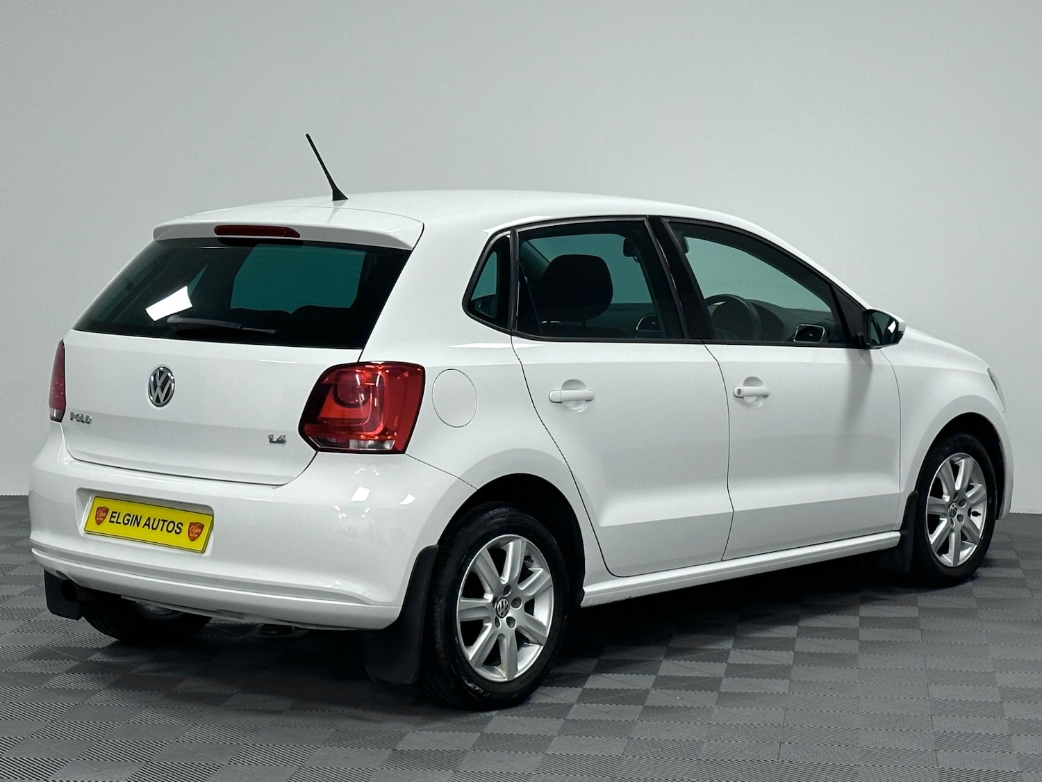 Used Volkswagen Polo 2011 for sale - 76809259: Photo 13