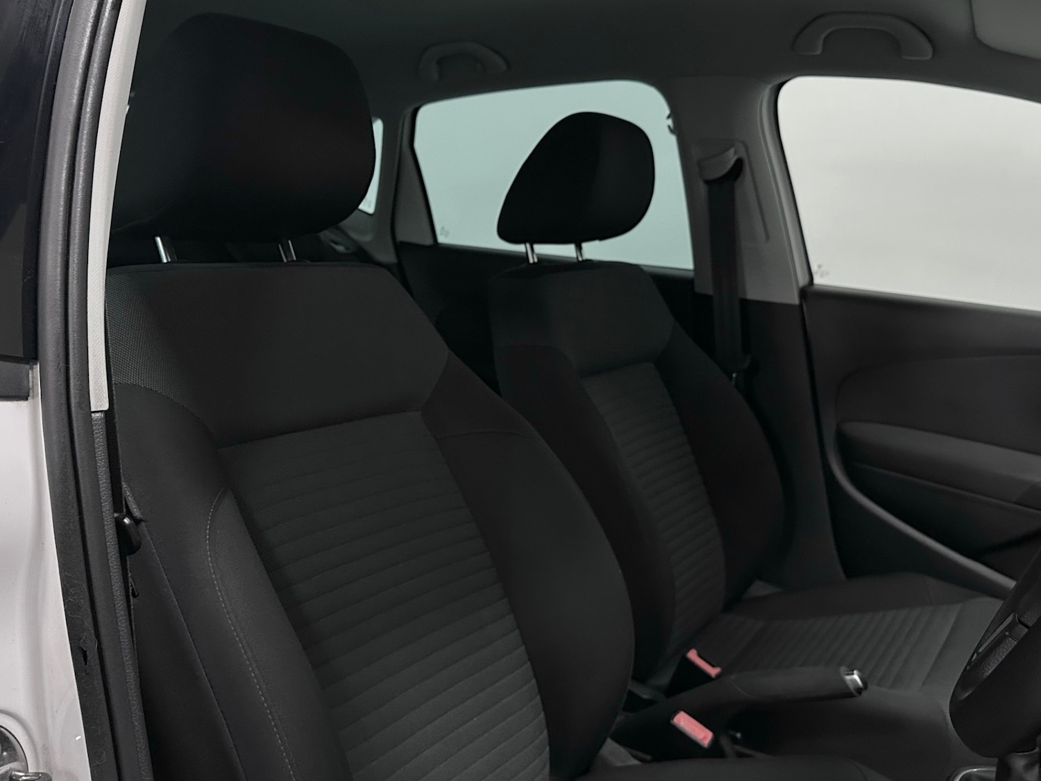 Used Volkswagen Polo 2011 for sale - 76809259: Photo 16