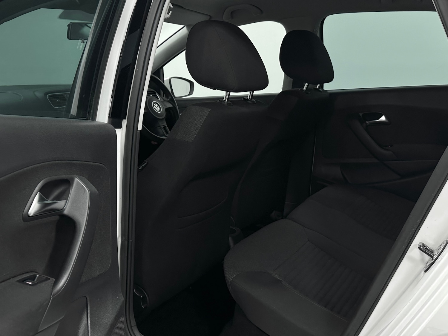 Used Volkswagen Polo 2011 for sale - 76809259: Photo 21