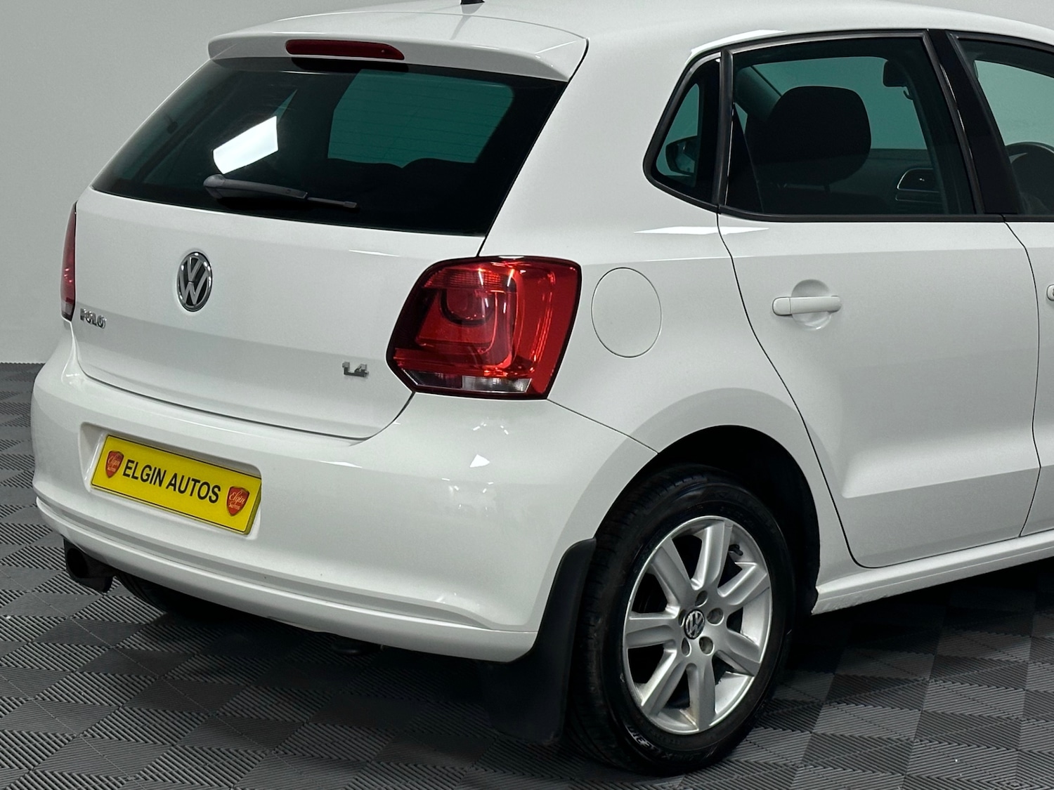 Used Volkswagen Polo 2011 for sale - 76809259: Photo 25