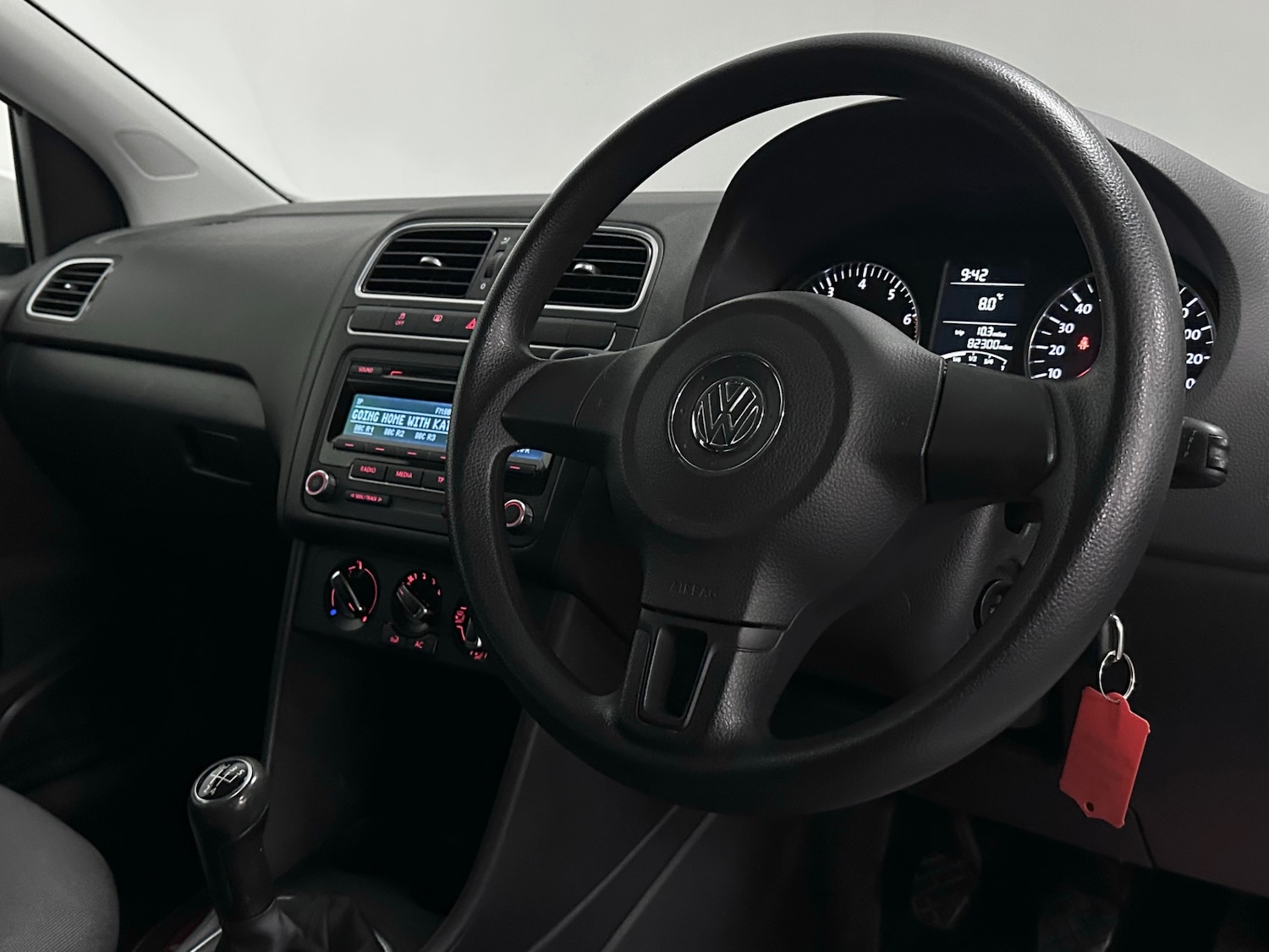 Used Volkswagen Polo 2011 for sale - 76809259: Photo 4