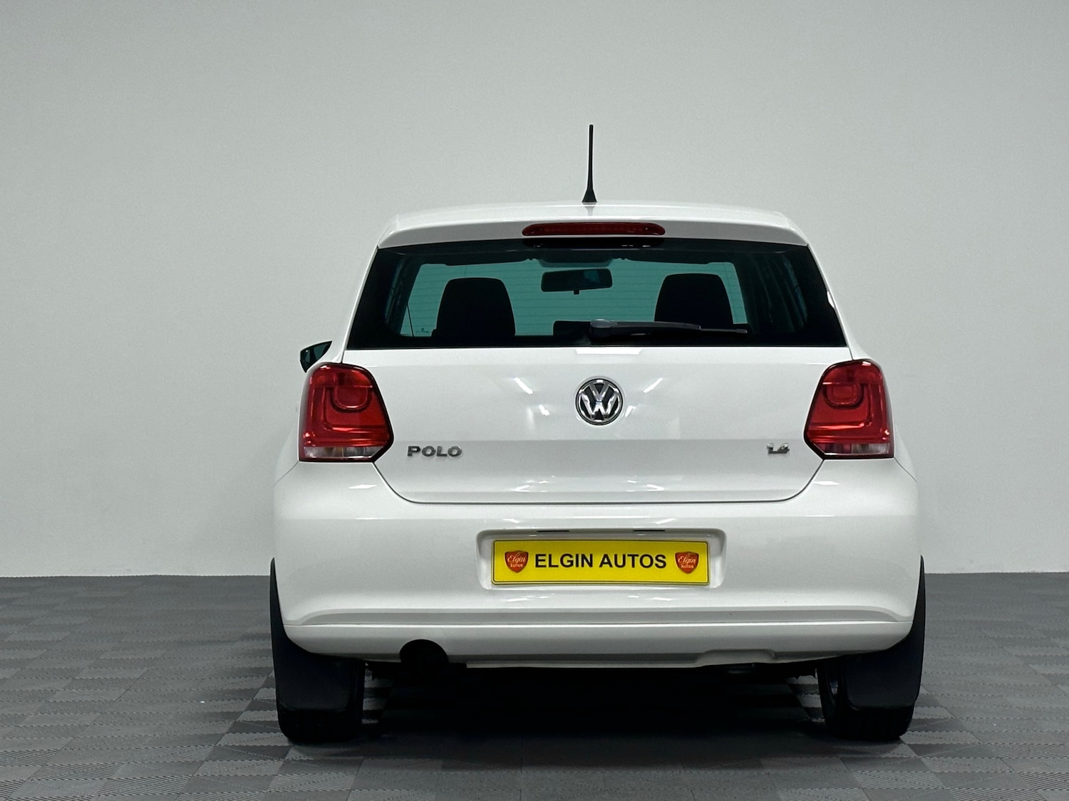 Used Volkswagen Polo 2011 for sale - 76809259: Photo 7