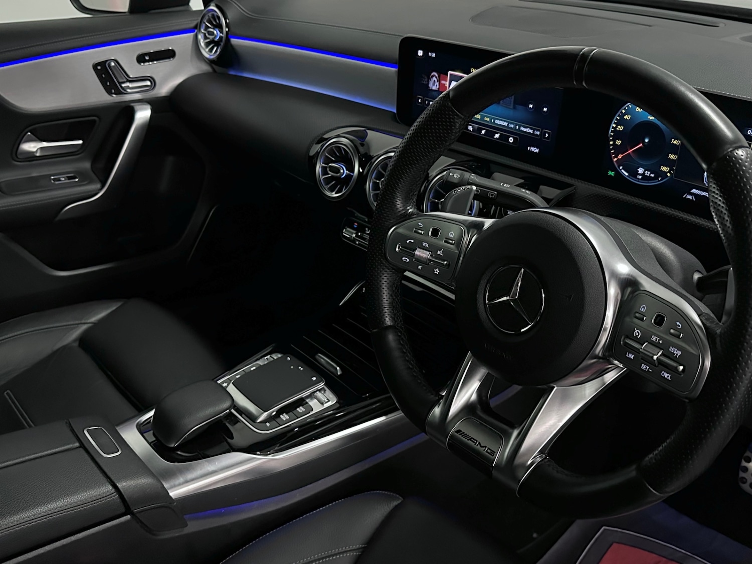 Used Mercedes-Benz A-Class 2019 for sale - 77432146: Photo 16