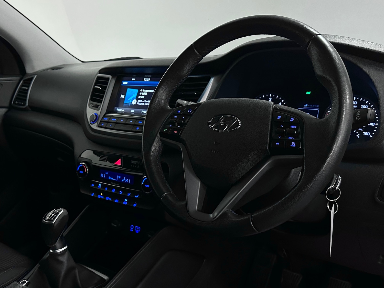 Used Hyundai TUCSON 2016 for sale - 76557056: Photo 4